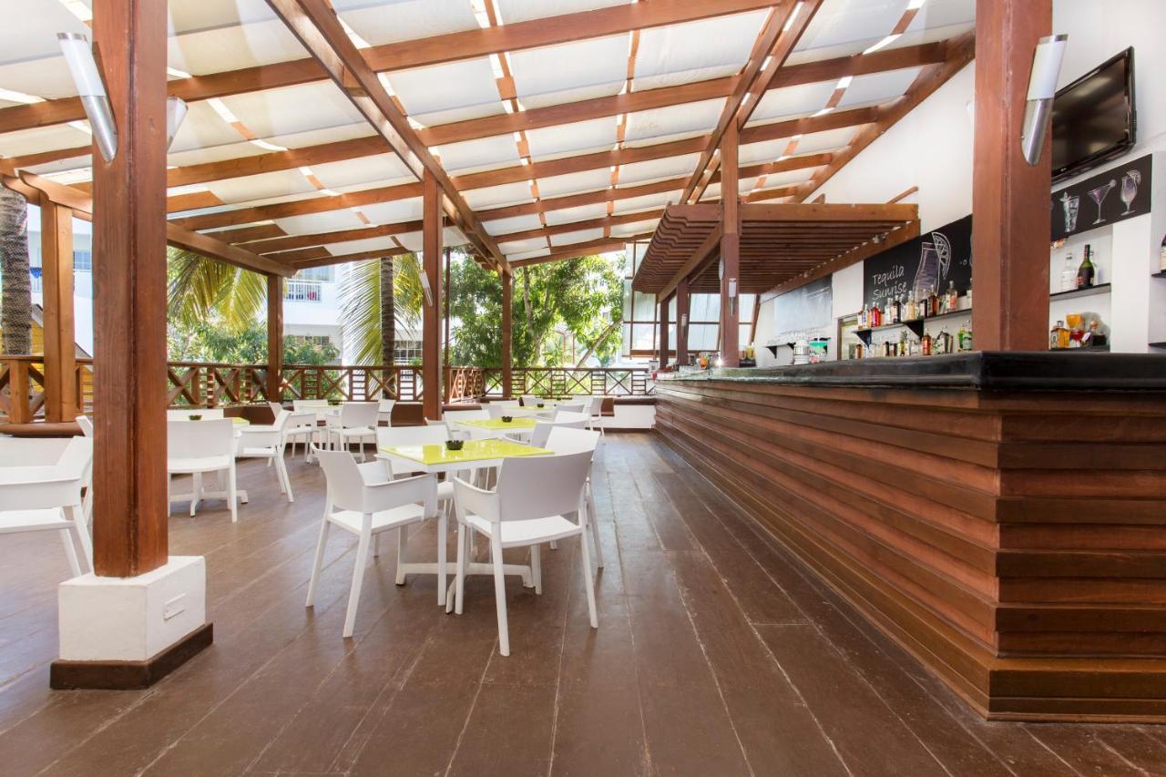 Be Live Collection Canoa Bayahibe Exterior photo The bar at the rooftop