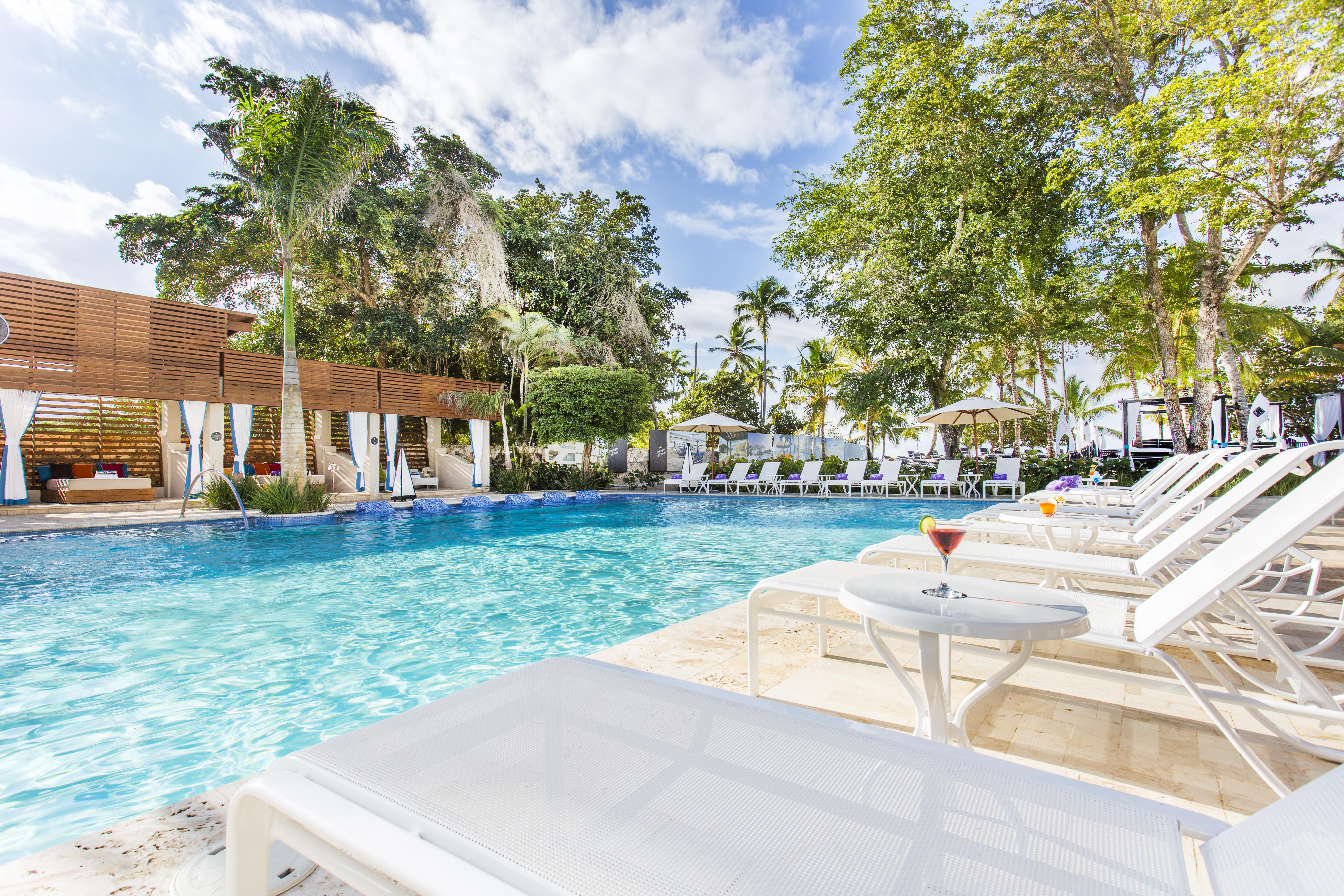 Be Live Collection Canoa Bayahibe Exterior photo The pool at the Eden Roc Cap Cana